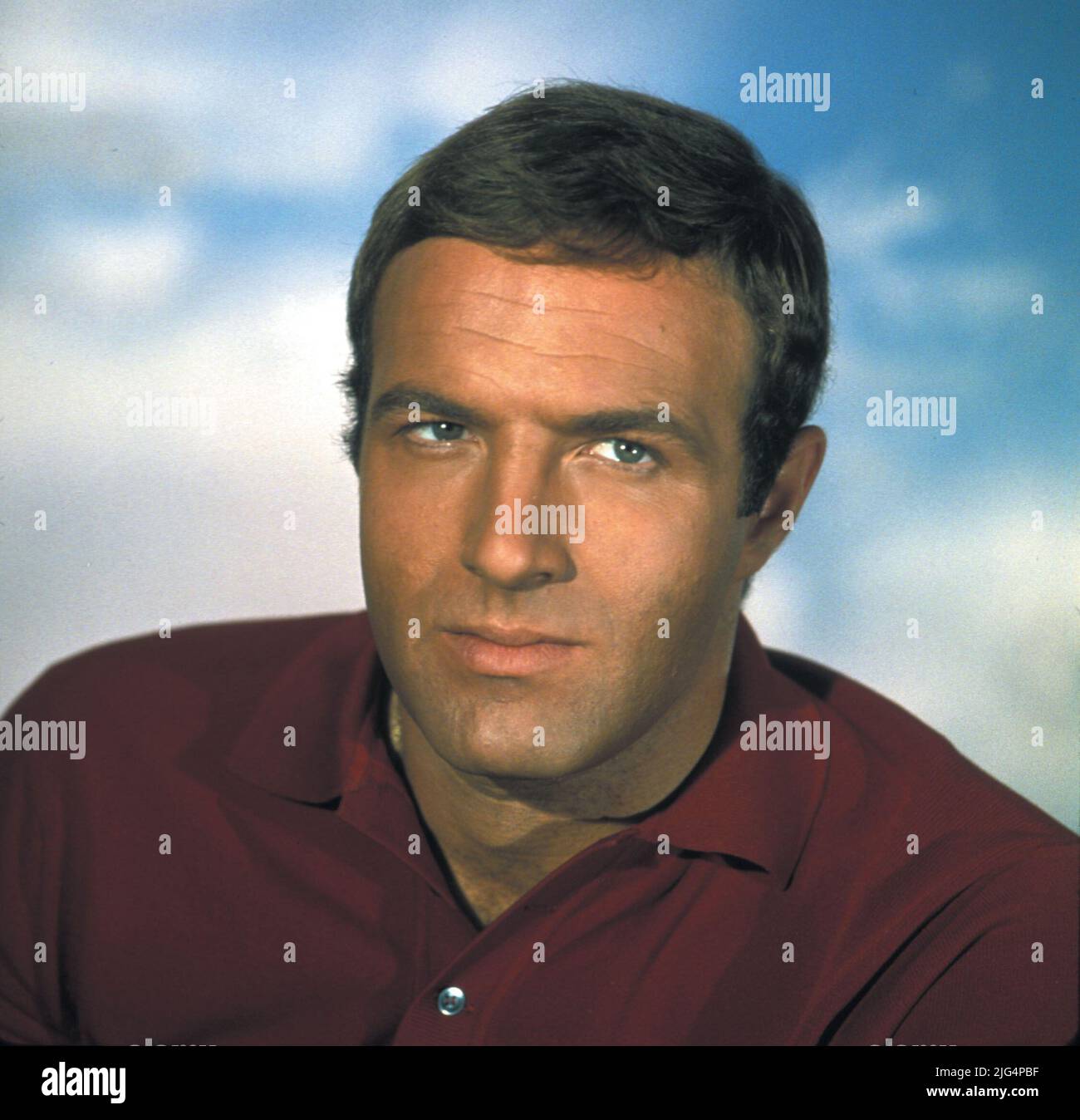 DATUM DER FREIGABE: 1968. Regie: Robert Altman. STUDIO: Warner Brothers. PLOT: Die Besatzung von Apollo 3 trainieren wenn es entdeckt wird, dass die Russen eine Mondlandung planen. Die Amerikaner erlassen einen provisorischen Plan, um ein Mann auf dem Mond landen zunächst mit einem älteren Stil Gemini-Raumschiff. Lee wird als der Astronaut statt Chiz, der für die Mission ausgebildet wurde, weil Lee keine militärische Verbindung hat gewählt. Lee hat drei Wochen vor dem Abflug zu trainieren und muss bleiben auf dem Mond in einem Tierheim für etwa ein Jahr, bis ein Apollo ihn abholen kann. Aber die Russen ausziehen, zwei Tage früher th Stockfoto