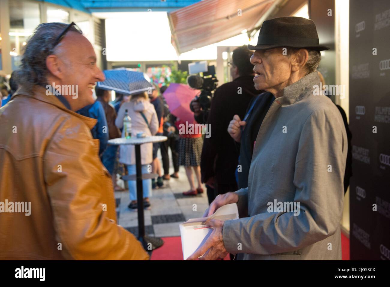 München, 7. Juli 2022, Regisseur Klaus Lemke vor der Premiere eines Films CHAMPAGNER FÜR DIE AUGEN - GIF FÜR DEN REST im City Kino während des 39. Filmfest München Stockfoto