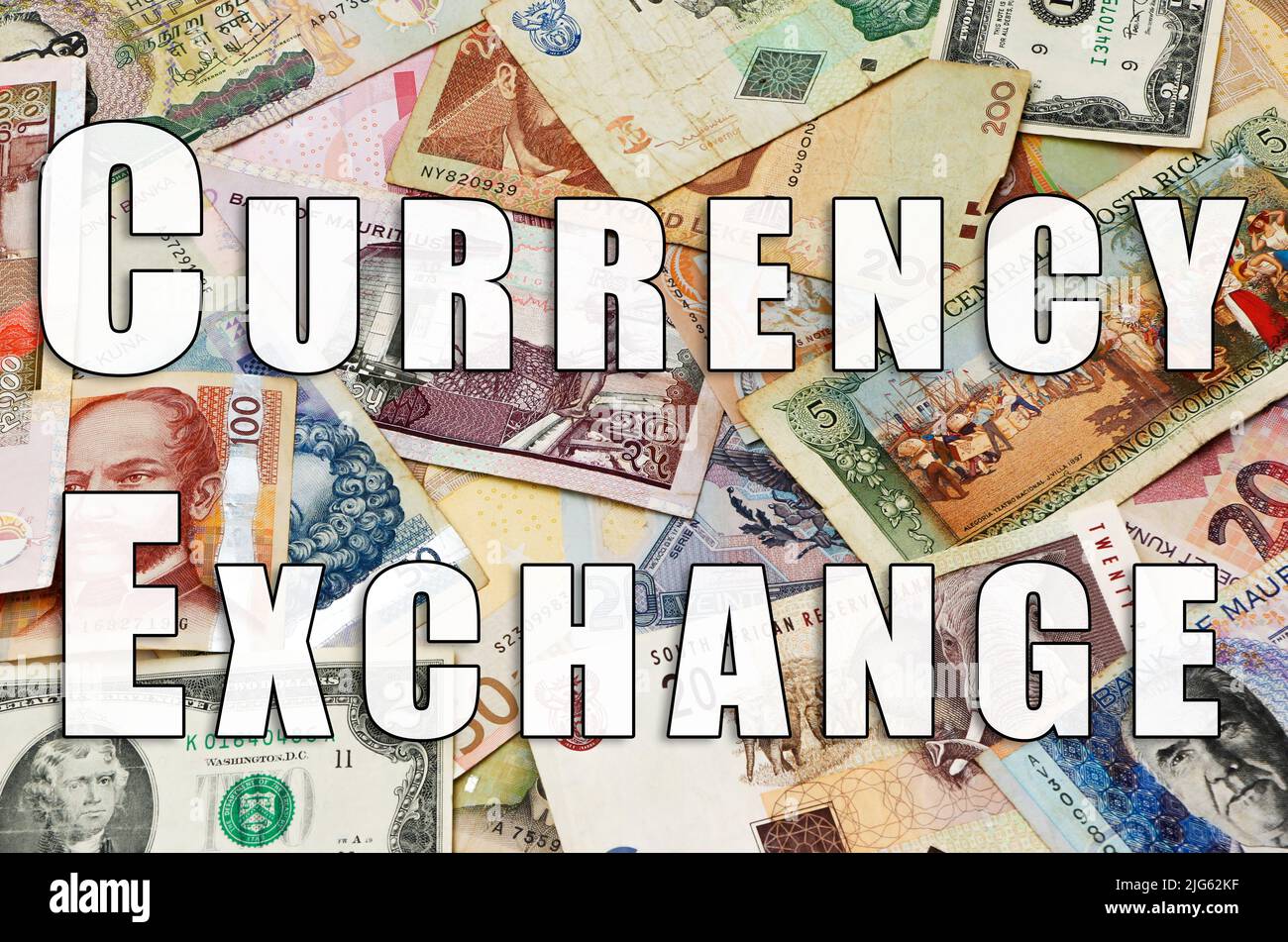 Devisenwechsel, geschrieben auf einem Hintergrund der Weltwährungen Stockfoto