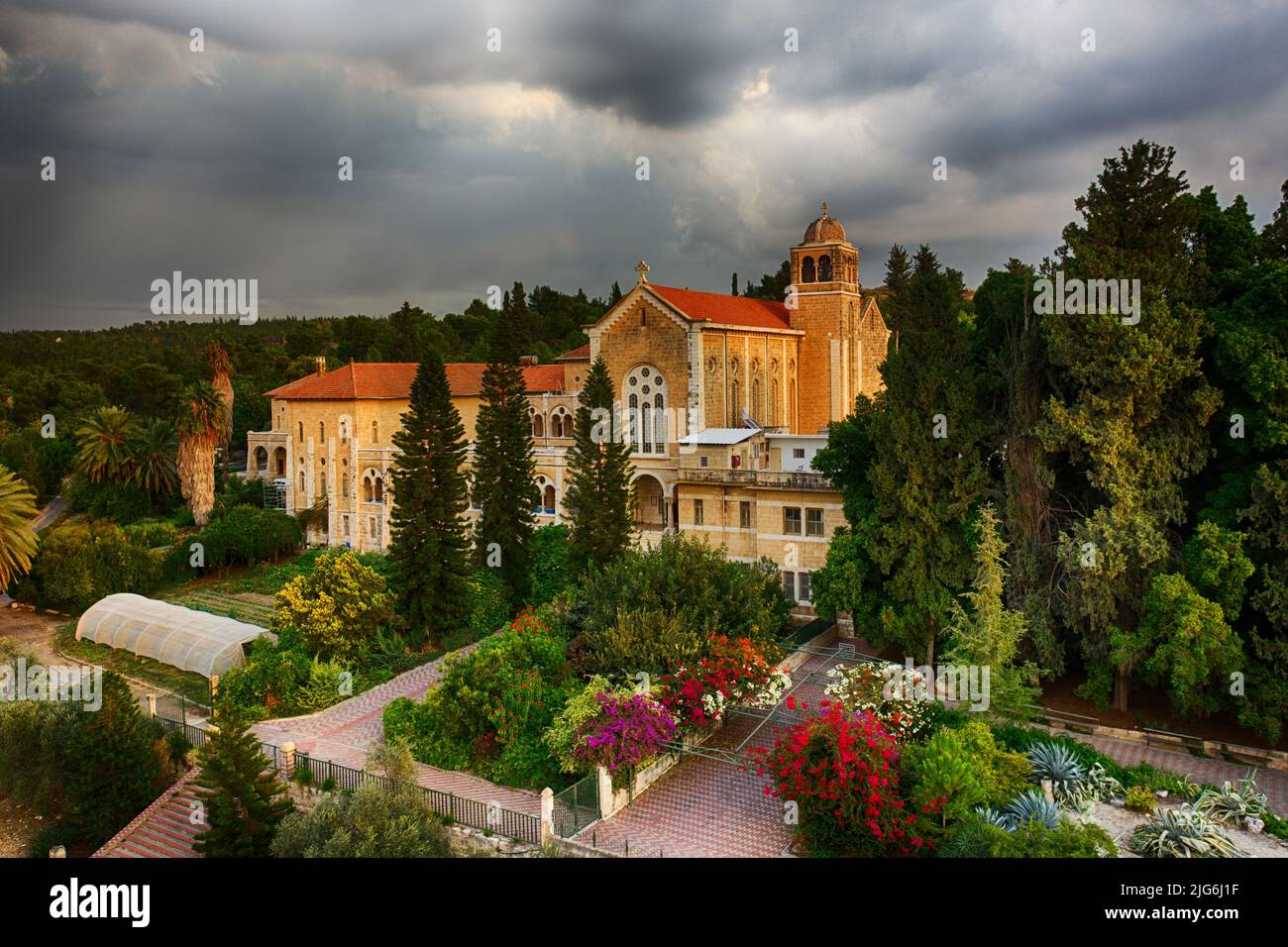 Luftaufnahme des Trappistenklosters. In Latrun, Ayalon Valley, Israel, wurde dieses Kloster 1887 von französischen Mönchen des Trappistenklosters gegründet. Der Stockfoto