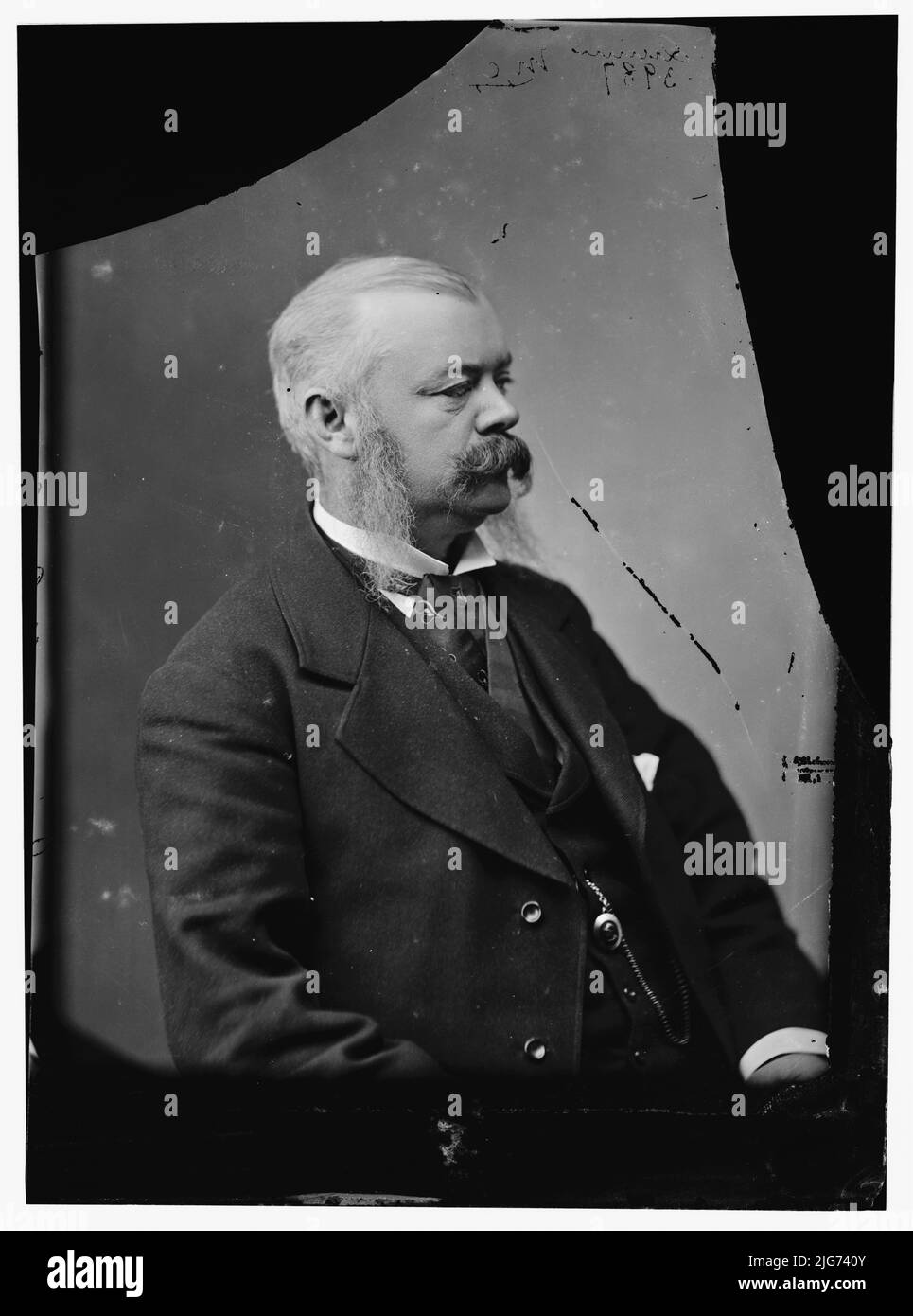 Quinn, Hon. Of N.Y., zwischen 1870 und 1880. [Politiker, Brauer und Soldat: Diente als Vizeleutnant in der Company B, 25. Regiment, Freiwillige der New Yorker Staatsmiliz der Unionsarmee]. Stockfoto