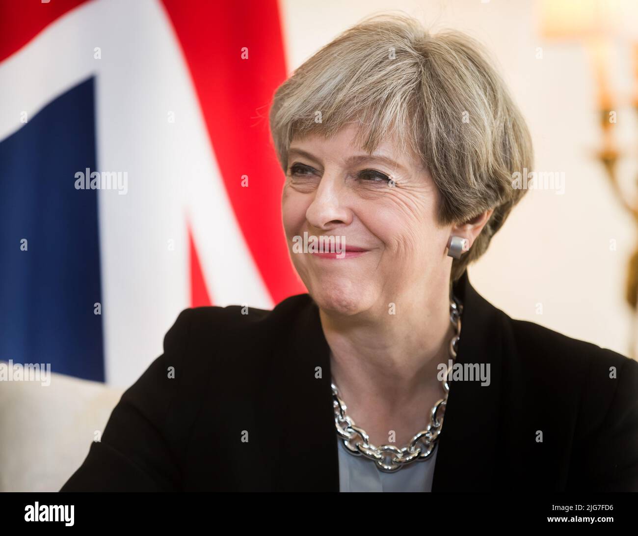 London, Großbritannien. 19. April 2017. Premierministerin des Vereinigten Königreichs Theresa May bei einem offiziellen Treffen mit dem ukrainischen Präsidenten Petro Poroschenko in der Downing Street 10 in London. (Foto von Mykhaylo Palinchak/SOPA Images/Sipa USA) Quelle: SIPA USA/Alamy Live News Stockfoto