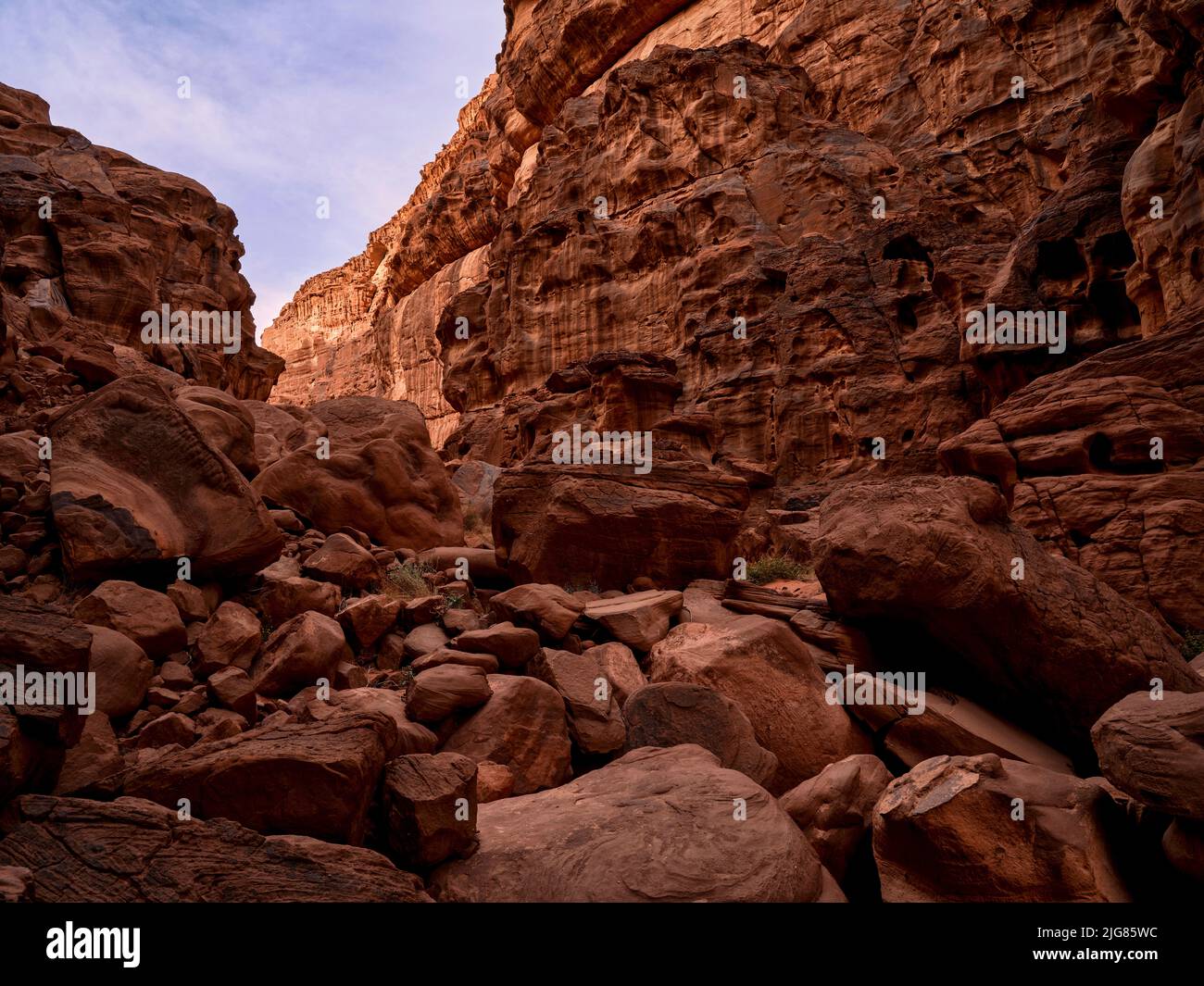 Unterwegs in Wadi Rum, Jordanien. Stockfoto
