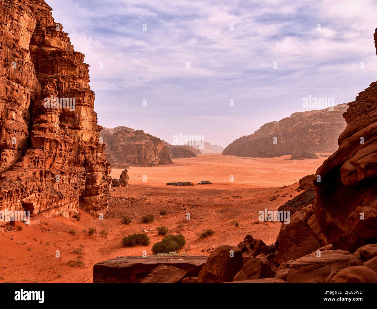 Unterwegs in Wadi Rum, Jordanien. Stockfoto