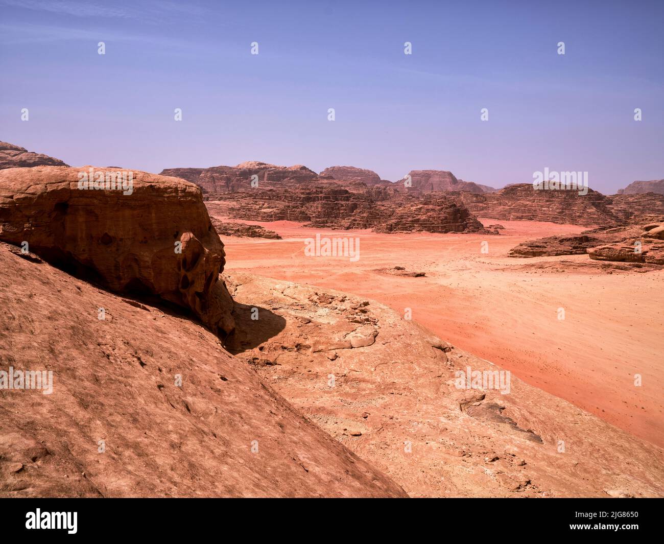 Unterwegs in Wadi Rum, Jordanien. Stockfoto