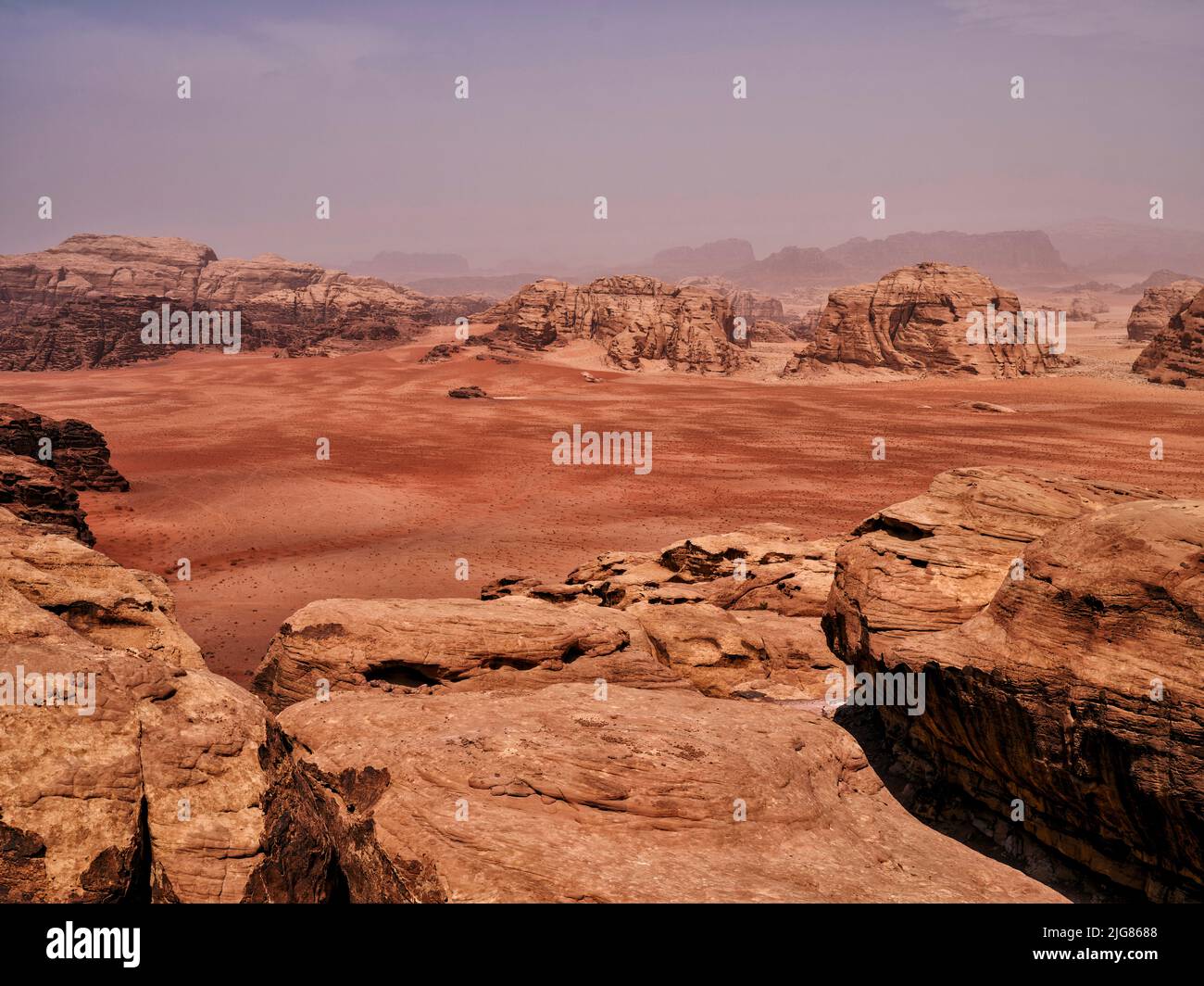 Unterwegs in Wadi Rum, Jordanien. Stockfoto