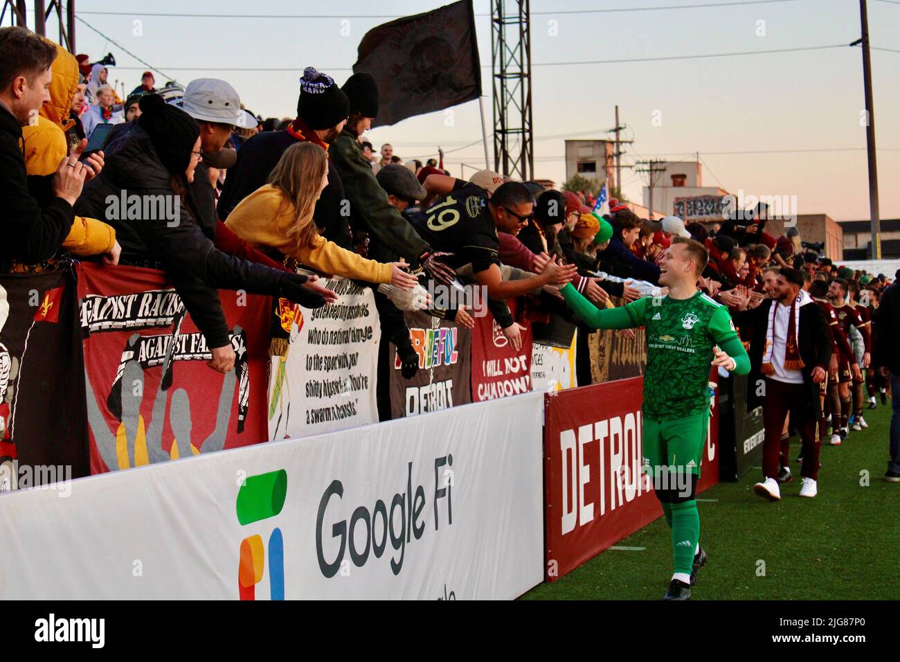 Die Fußballspieler mit Fans. Detroit City FC, Hamtramck, USA. Stockfoto