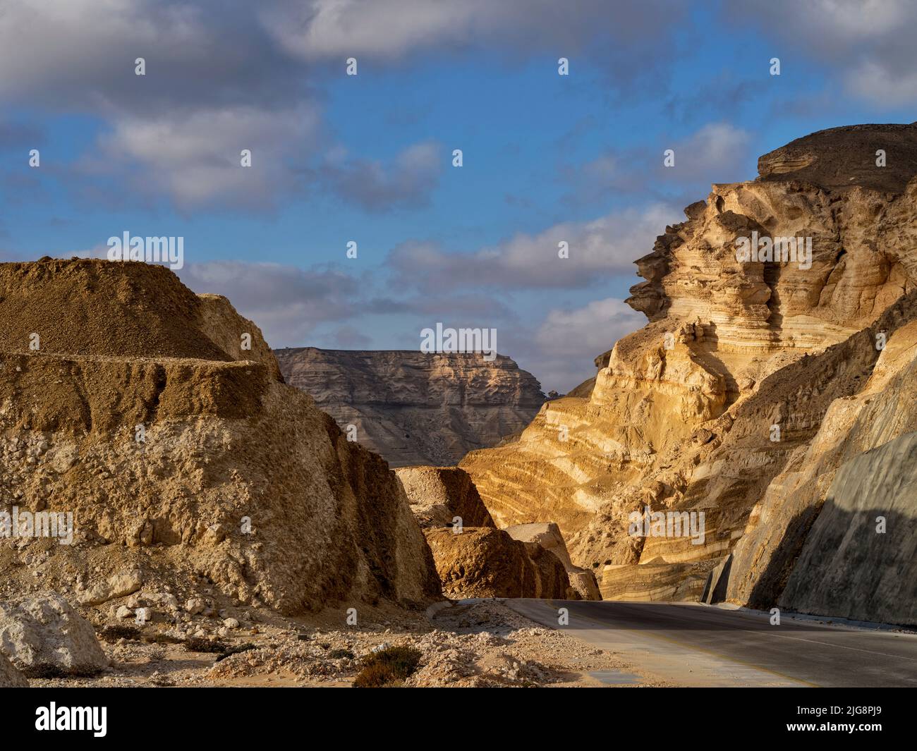 Entlang der Küstenstraße 42, zwischen Hasik und Ash Shuwaymiyyah, Oman. Stockfoto