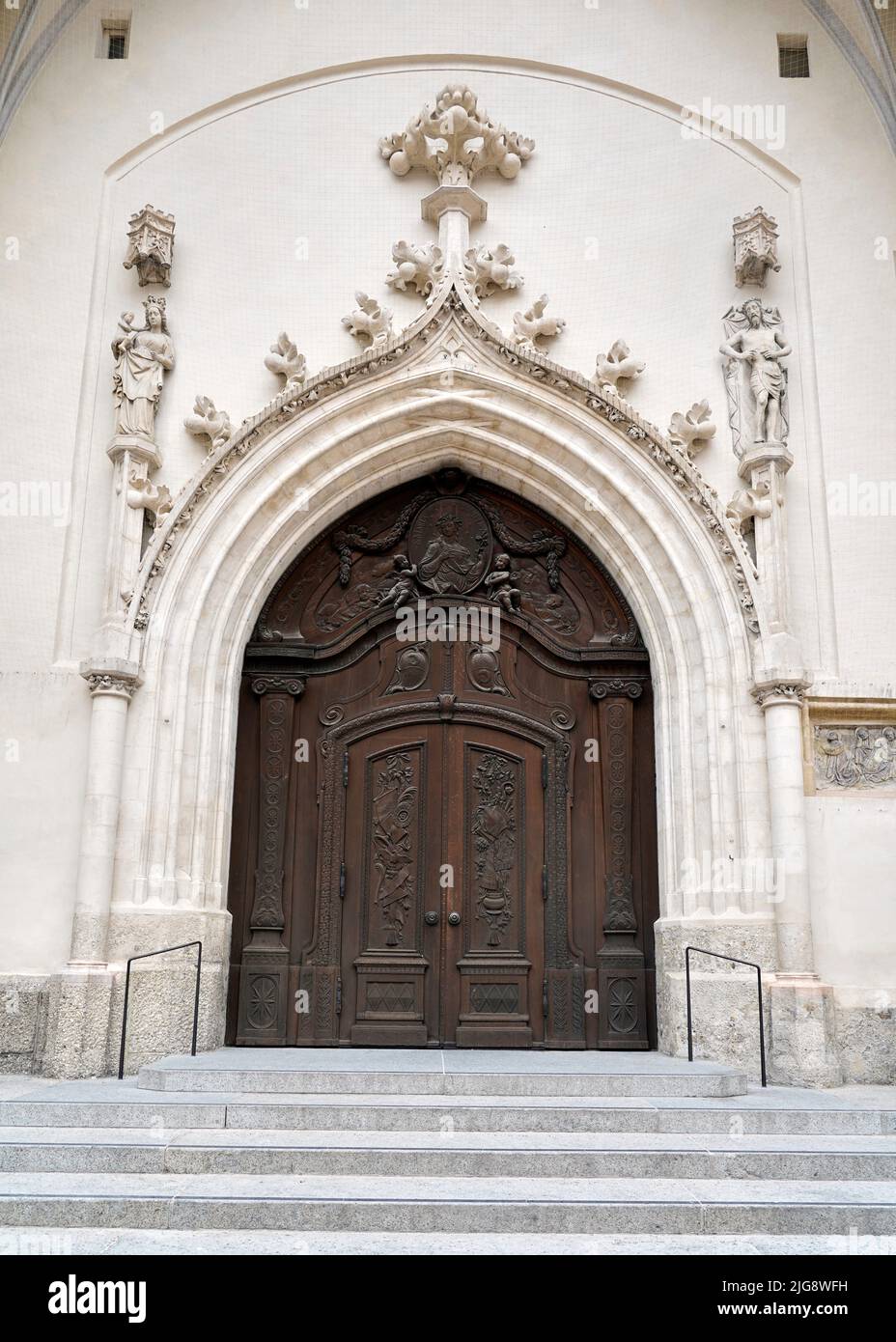 Deutschland, Bayern, München, Frauenkirche, Kathedrale, Hauptportal Stockfoto