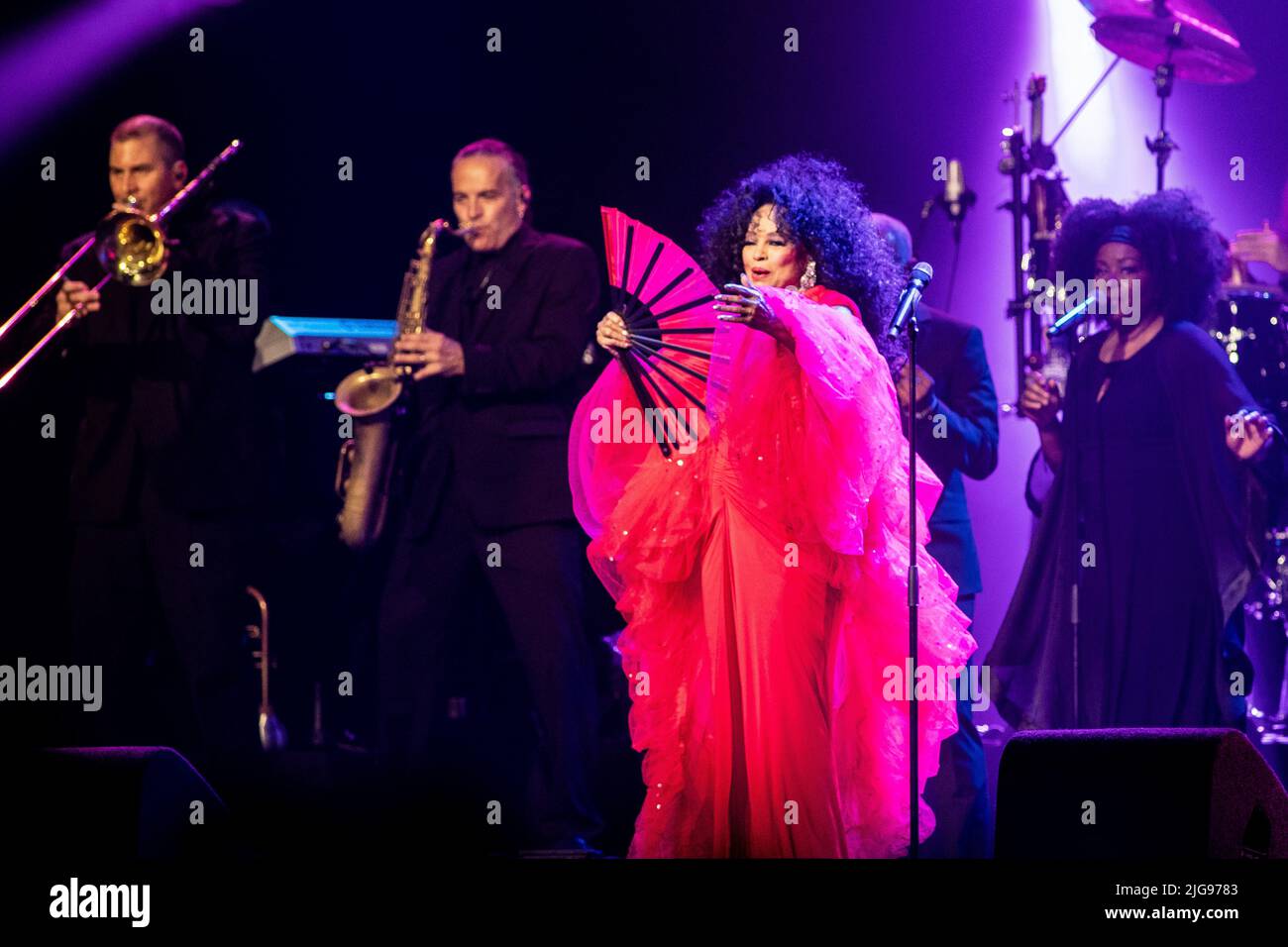 2022-07-08 20:57:00 ROTTERDAM - die amerikanische Soul-Sängerin Diana Ross wird während NN North Sea Jazz in Ahoy auftreten. Nachdem zwei Auflagen wegen Corona abgesagt wurden, startet das dreitägige North Sea Jazz Festival erneut. ANP KIPPA PAUL BERGEN niederlande Out - belgien Out Stockfoto