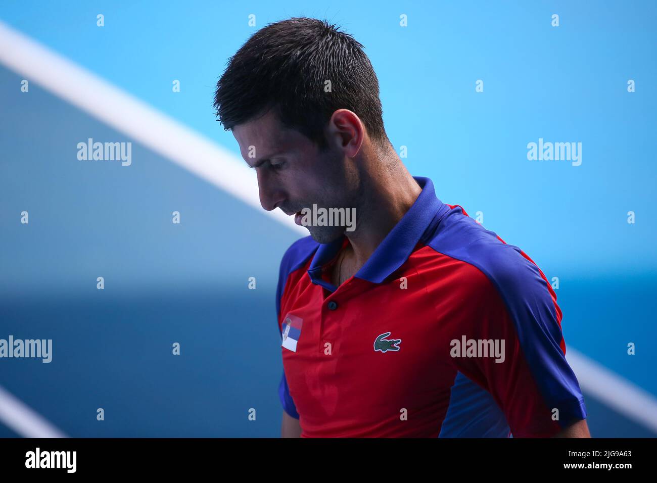 31.. JULI 2021 - TOKIO, JAPAN: Novak Djokovic aus Serbien ist während des Tennis Men's Singles Bronze Medal Match bei den Olympischen Spielen in Tokio 2020 in Aktion Stockfoto