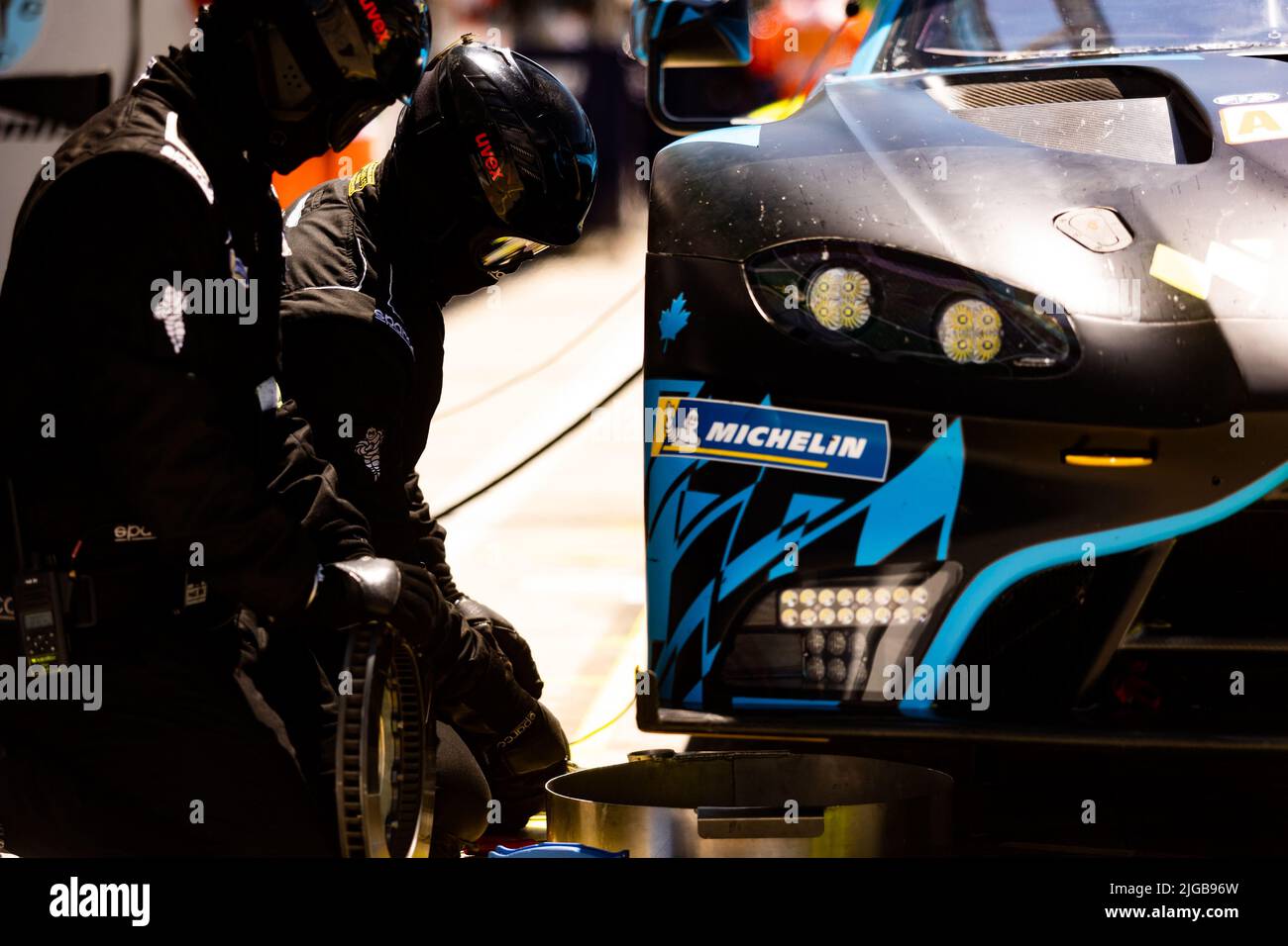 98 DALLA LANA Paul (CAN), PITTARD David (gbr), THIIM Nicki (dnk), Northwest AMR, Aston Martin Vantage AMR, Action Mechaniker, Mecanicien während der 6 Stunden von Monza 2022, 4. Runde der FIA-Langstrecken-Weltmeisterschaft 2022 auf dem Autodromo Nazionale di Monza vom 8. Bis 10. Juli 2022 in Monza, Italien - Foto Joao Filipe / DPPI Stockfoto