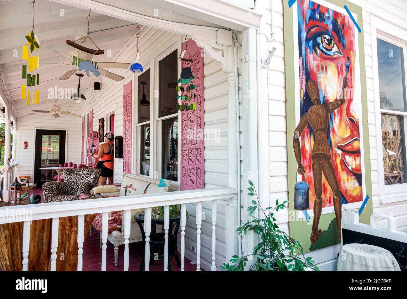 Punta Gorda Florida, Historic District ungefiltertes Café, außen Vordereingang Veranda umfunktioniertes Haus zum Geschäft umgewandelt Stockfoto