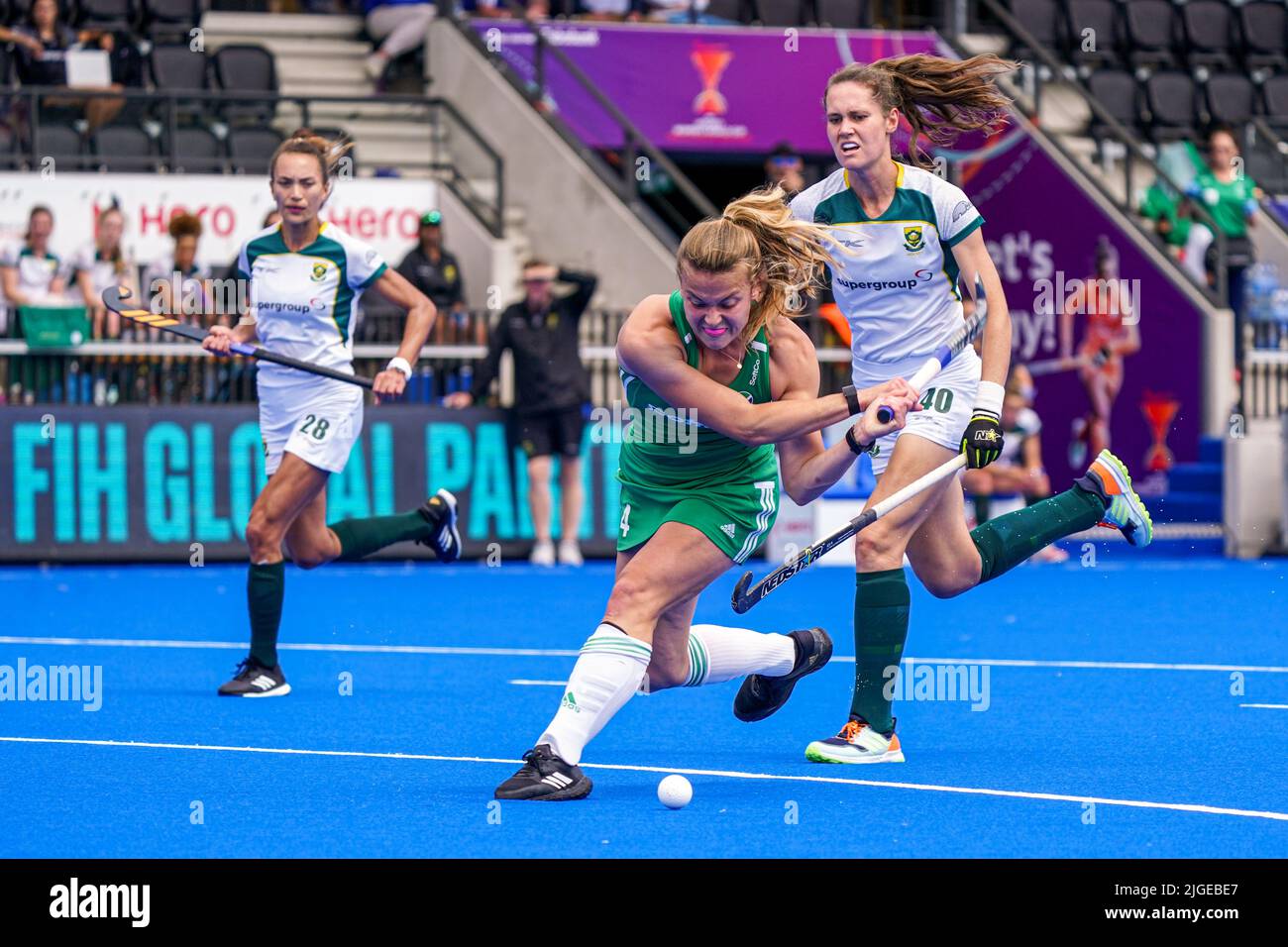 AMSTELVEEN, NIEDERLANDE - 10. JULI: Zara Malseed von Irland während des FIH Hockey Women's World Cup 2022 Matches zwischen Irland und Südafrika im Wagener Hockey Stadium am 10. Juli 2022 in Amstelveen, Niederlande (Foto: Jeroen Meuwsen/Orange Picles) Stockfoto