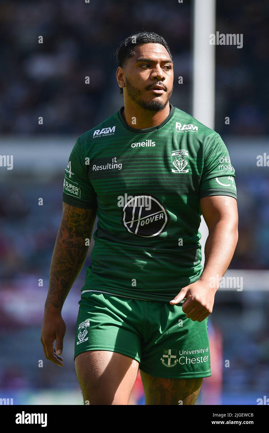 Newcastle, England - 10.. Juli 2022 - Neuzugang Thomas Mikele von Warrington Wolves während der Rugby League Betfred Super League Magic Weekend Catalan Dragons vs Warrington Wolves im St James' Park Stadium, Newcastle, UK Credit: Dean Williams/Alamy Live News UK Credit: Dean Williams/Alamy Live News Stockfoto