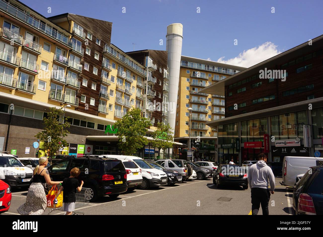 Asda-Geschäft in Feltham, London, Großbritannien Stockfoto