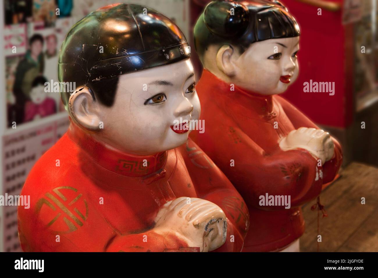 Volksfiguren Restaurant Chinatown Yokohama Japan H Stockfoto