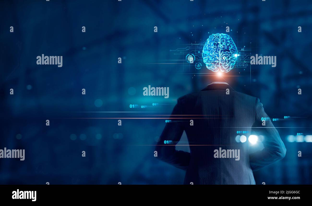 Ein Blick auf einen Geschäftsmann und Gehirn neuronales Netzwerk von KI mit einer Leiterplatte Stockfoto
