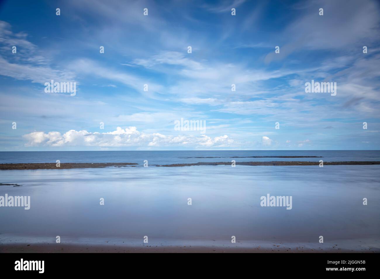 Langzeitbelichtung: Strand Porto Seguro bei Sonnenaufgang, BAHIA Stockfoto