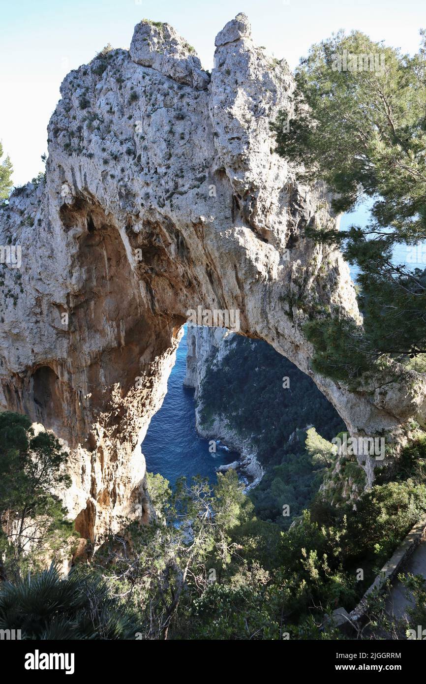 Capri - Arco Naturale al Tramonto dalla terrazza del belvedere Stockfoto