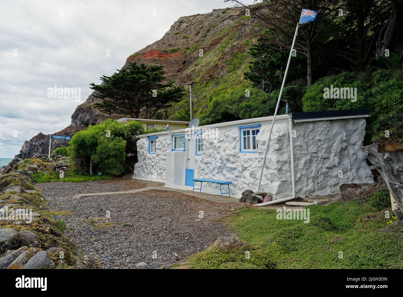 Boulder Bay, Christchurch, Canterbury, Aotearoa / Neuseeland - 19. März 2022: Rosy Morn ist einer der ersten zwei baches, die in Boulder Bay Be gebaut werden Stockfoto