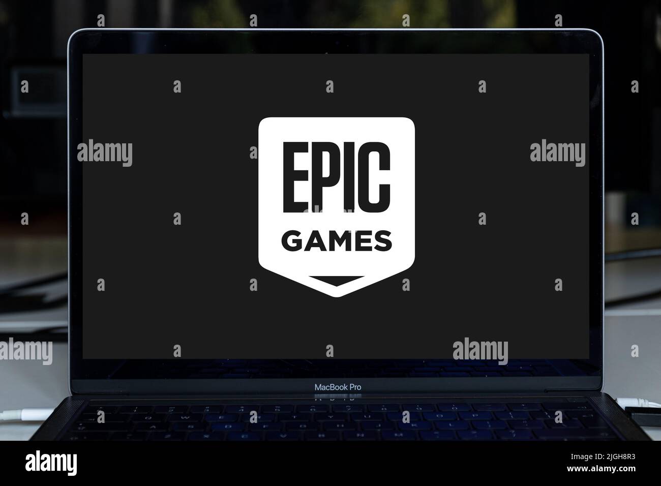 Epische Spiele Videospiel-Design-Unternehmen auf dem Bildschirm. Epic Games, Inc. Ist ein amerikanischer Videospiel- und Softwareentwickler Stockfoto