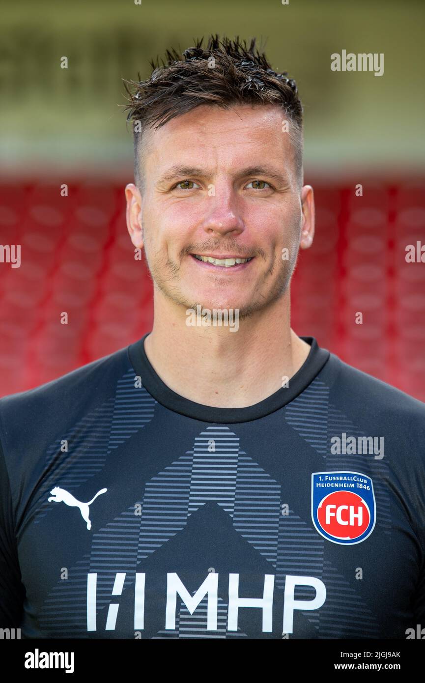 Heidenheim, Deutschland. 08.. Juli 2022. Fußball, 2. Bundesliga, Fotosession für die Saison 2022/23 in der Voith Arena, Torwart Kevin Müller Credit: Stefan Puchner/dpa/Alamy Live News Stockfoto