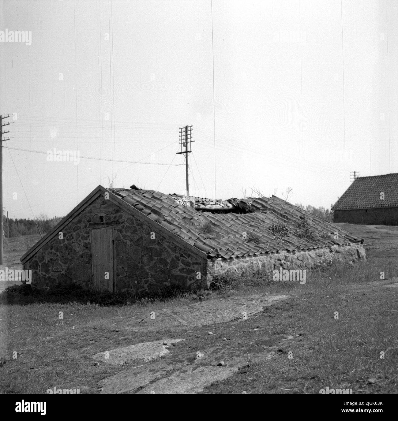 Källare Steinkeller mit Ziegeldach. Stockfoto