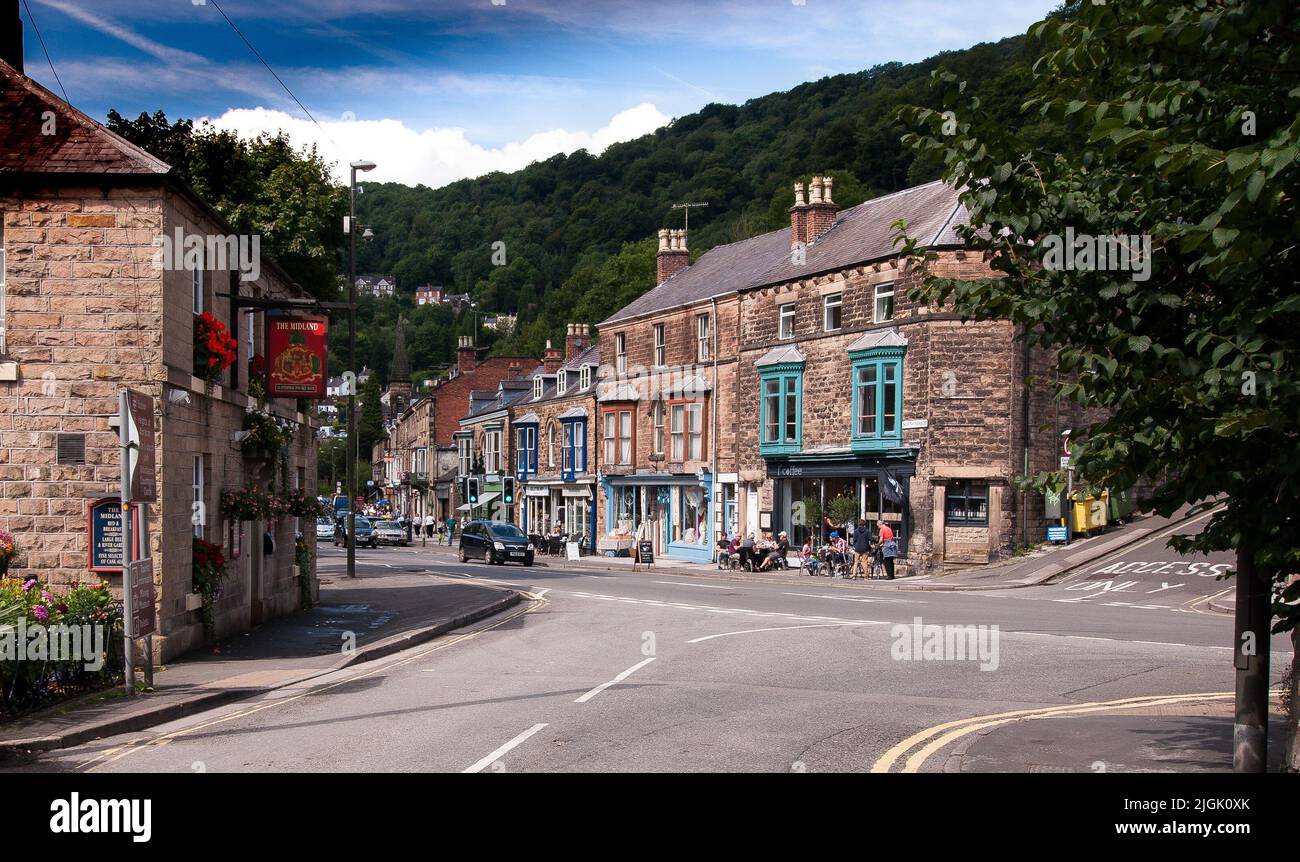 Matlock Bath High Street, entwickelt als eines der ersten Touristenziele des Landes. Stockfoto