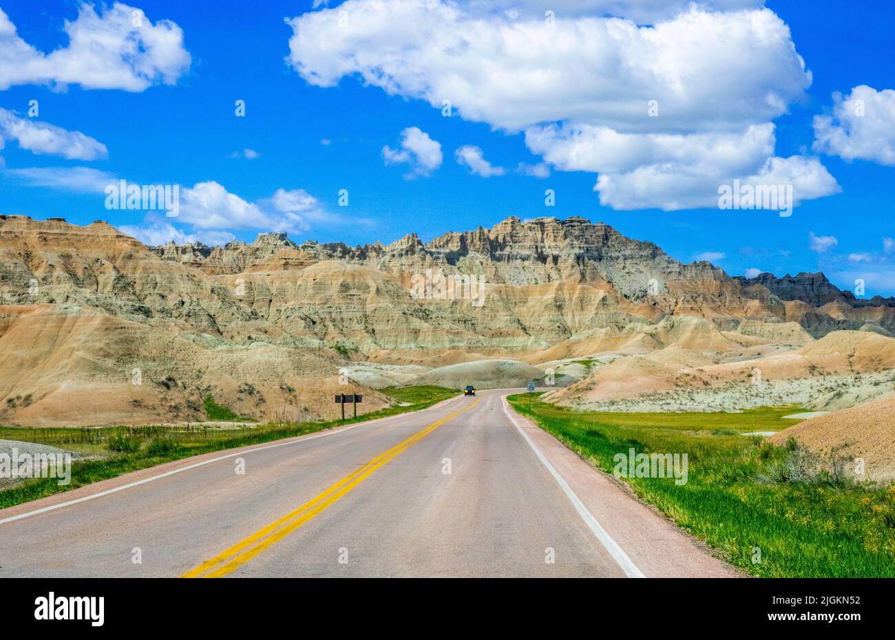 Badlands Loop Road in der Yellow Mounds Area des Badlands National Park in South Dakota, USA Stockfoto