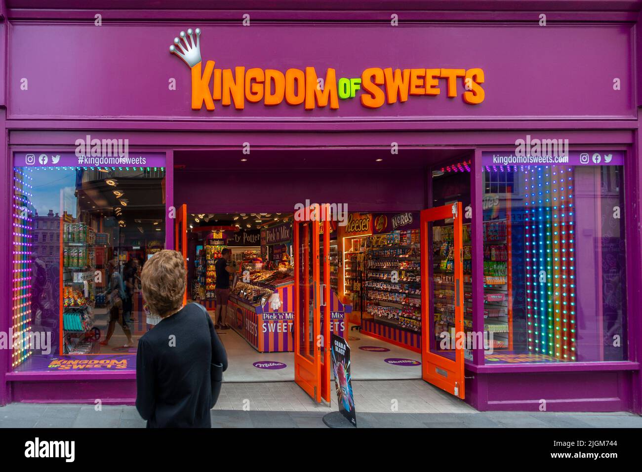 Königreich der Süßigkeiten, Süßwarenladen, Stall Street, Bad, Somerset, Großbritannien Stockfoto