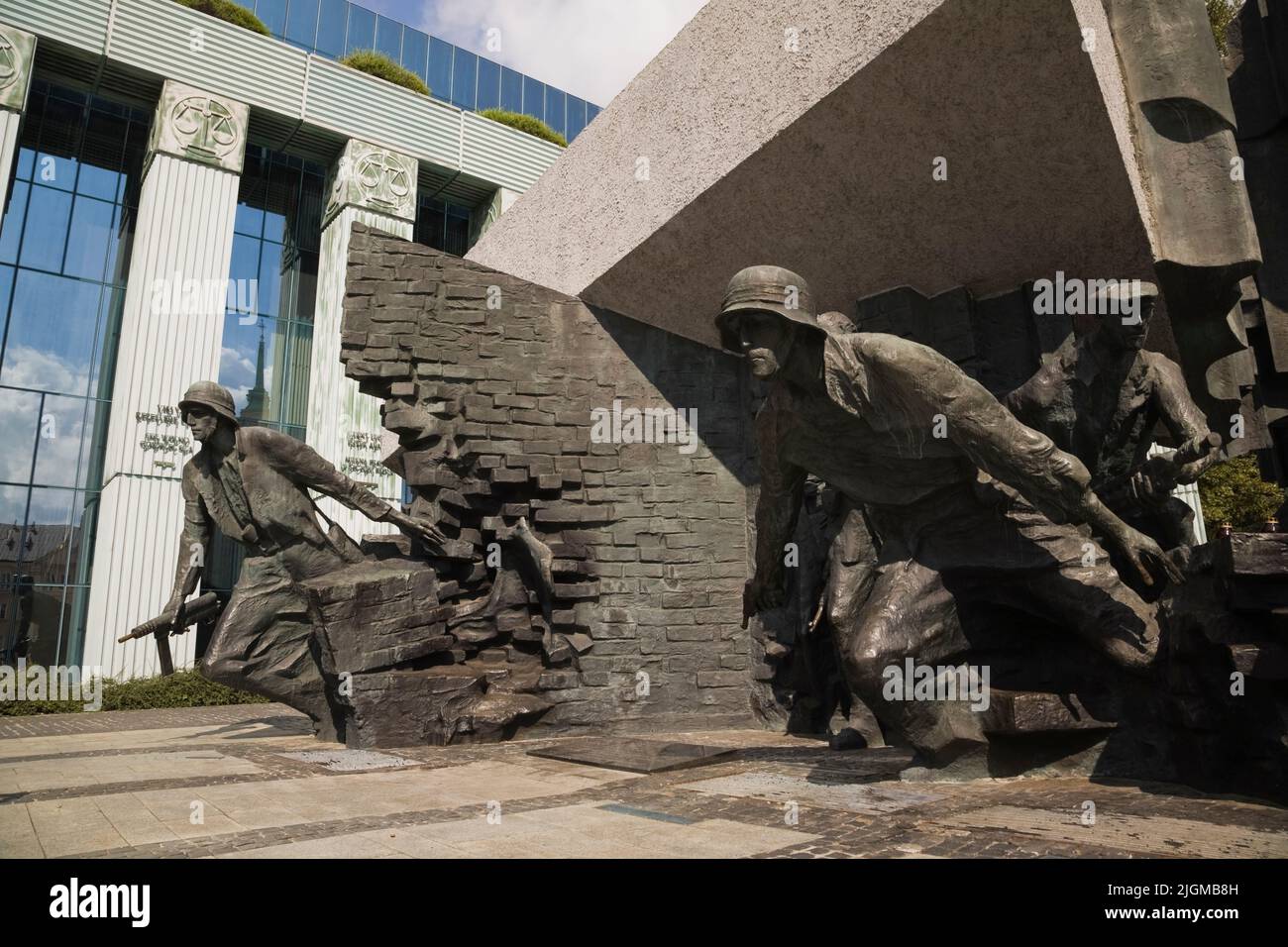 Statuen und Denkmal zum Gedenken an die polnischen Helden des Warschauer Aufstands vom 1944. August in Warschau, Polen. Stockfoto
