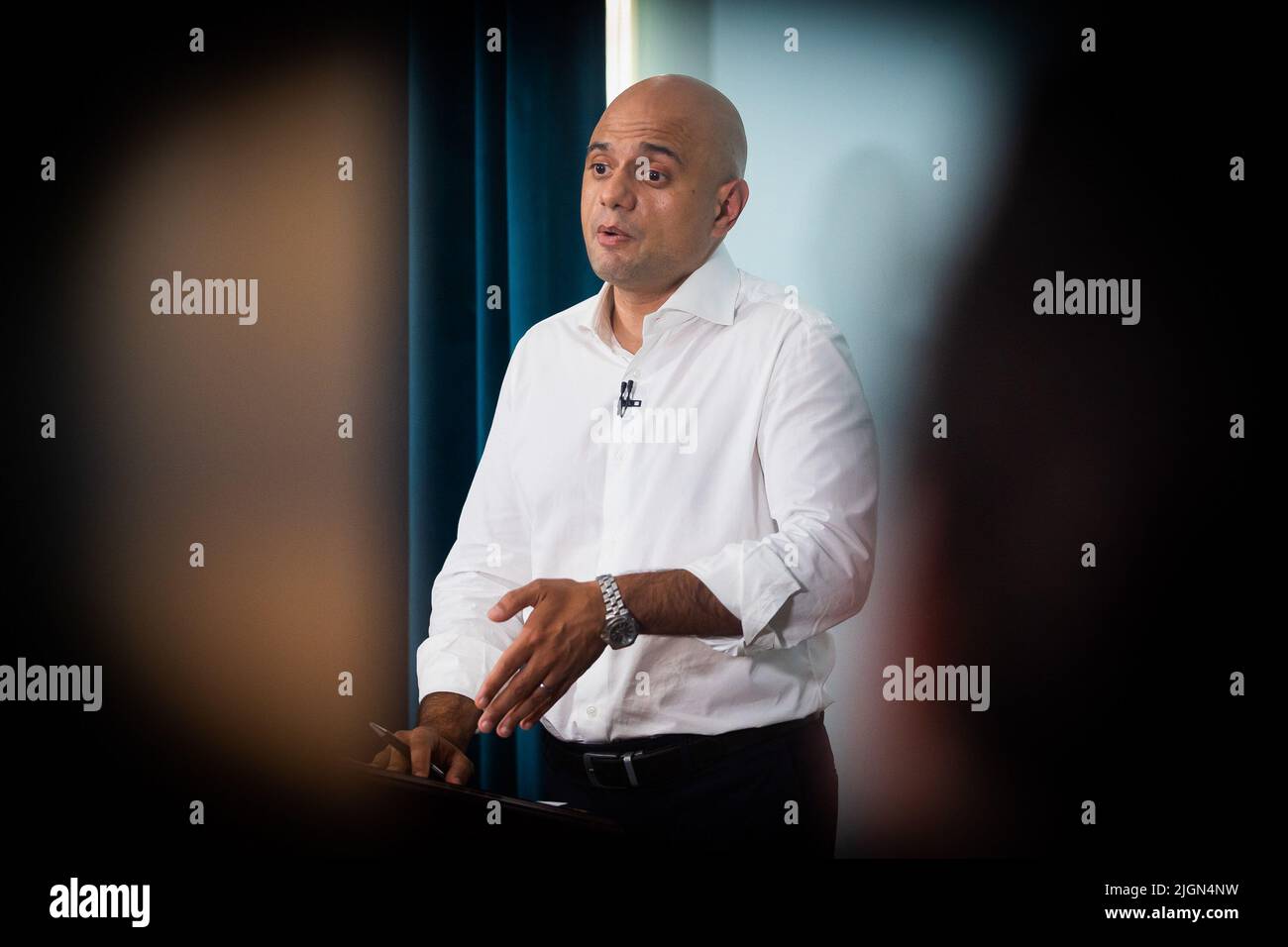 London, Großbritannien. 11.. Juli 2022. Der Kandidat der konservativen Parteiführung, Sajid Javid, MP, spricht beim Start seiner Kampagne in London. Der Zeitplan für den Wettbewerb, um Boris Johnsons Nachfolger als konservativen Führer zu finden, wurde heute vom Ausschuss für 1922 beschlossen, wobei bis zum 5.. September ein neuer Premierminister gewählt werden soll. (Foto von Tejas Sandhu/SOPA Images/Sipa USA) Quelle: SIPA USA/Alamy Live News Stockfoto