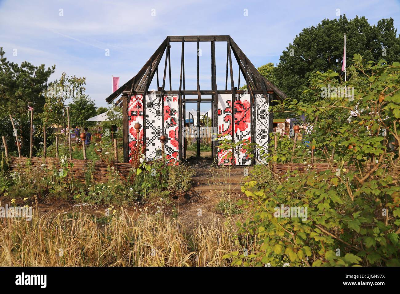 What does Not Burn (Silver-gilt Medal), Global Impact Garden, RHS Hampton Court Palace Garden Festival 2022, London, England, Großbritannien, Europa Stockfoto