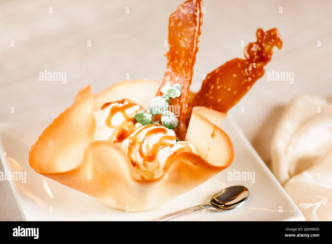 Köstliches süßes Dessert Restaurant serviert Stockfoto