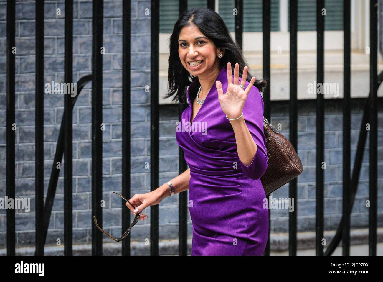 London, Großbritannien. 12.. Juli 2022. Suella Braverman, QC, MP, Generalanwältin.Minister nehmen heute an einer Kabinettssitzung in der Downing Street 10, Westminster, Teil. Kredit: Imageplotter/Alamy Live Nachrichten Kredit: Imageplotter/Alamy Live Nachrichten Stockfoto