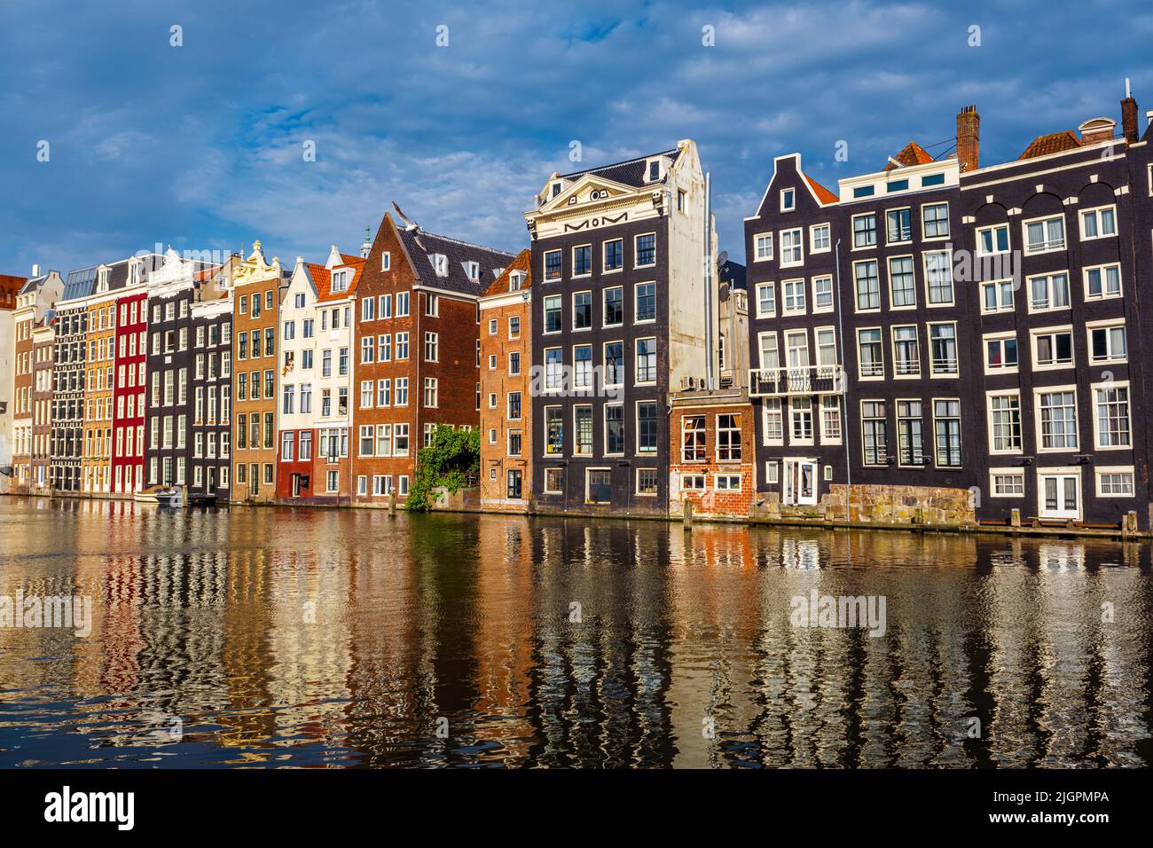 Alte Historische Häuser Am Kanal Um Damrak Amsterdam Stockfoto