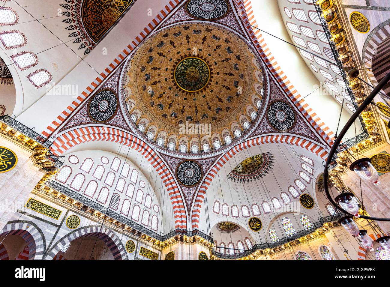 Suleymaniye Moschee in istanbul, Detail der Decke. Stockfoto