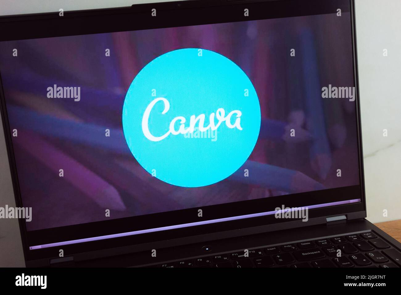 KONSKIE, POLEN - 11. Juli 2022: Canva Grafik-Design-Plattform-Logo auf Laptop-Computer-Bildschirm angezeigt Stockfoto