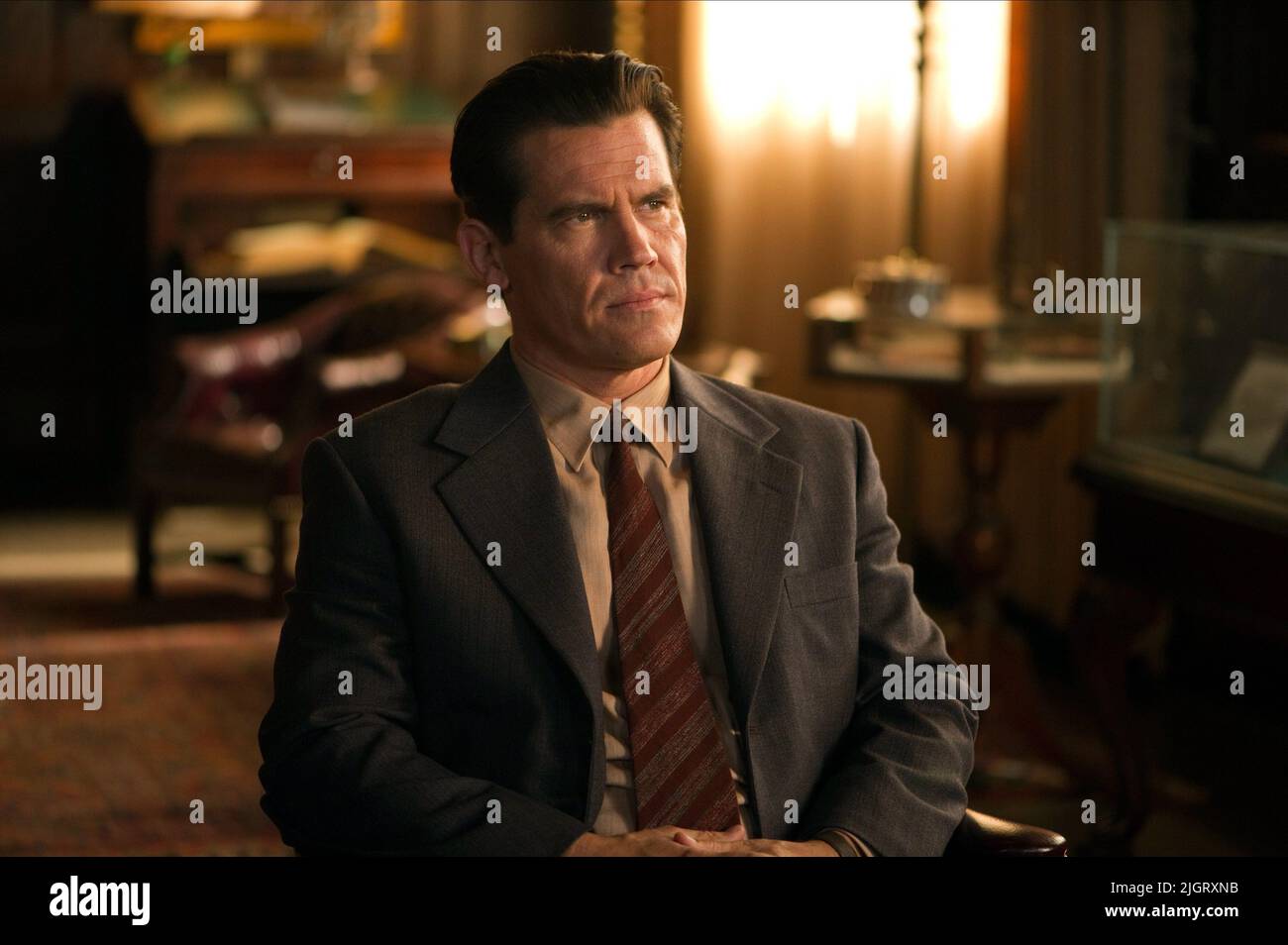 JOSH BROLIN, GANGSTERKOMMANDO, 2013 Stockfoto