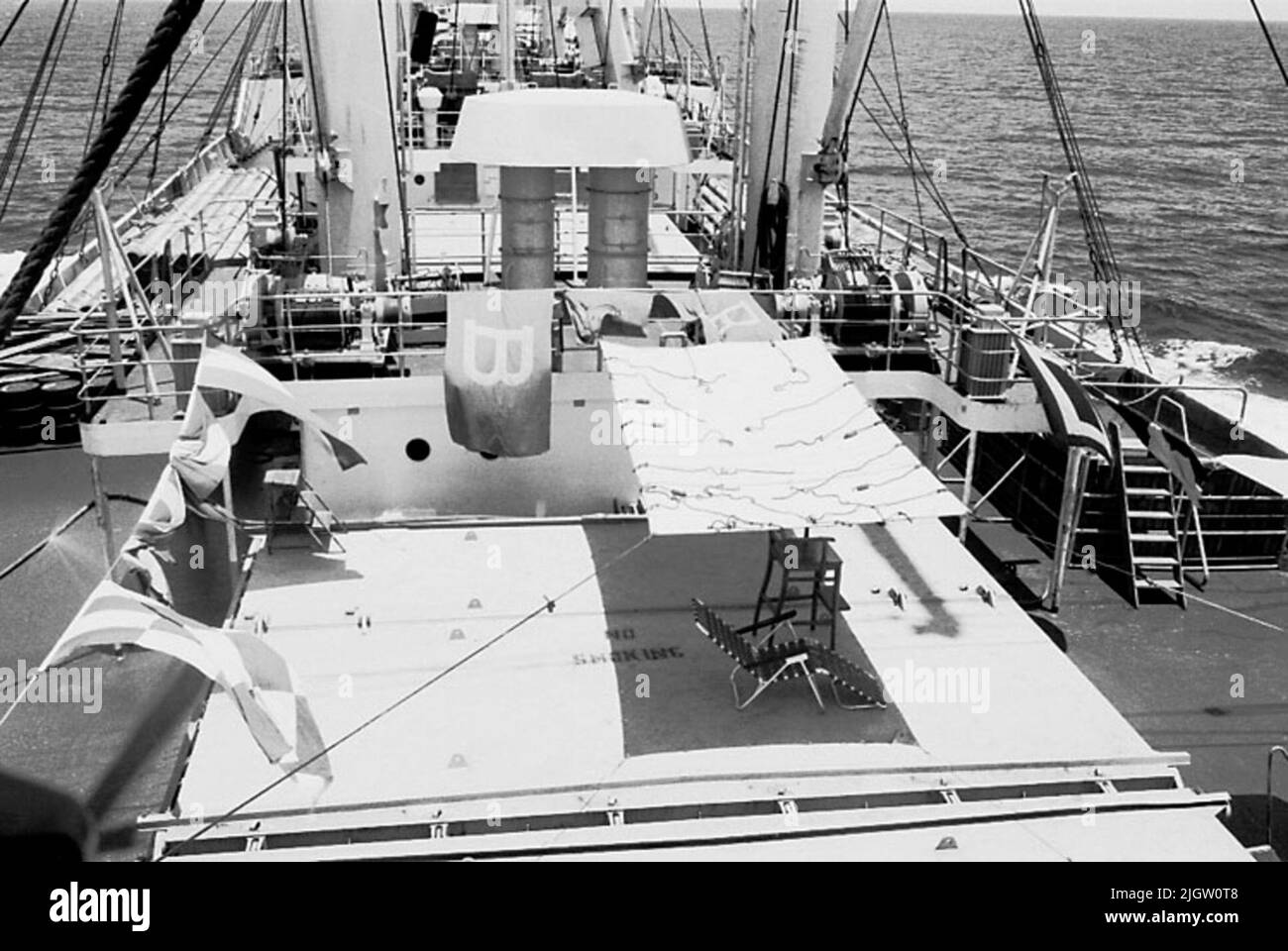Das Foto wurde ungefähr 1961-09-02 aufgenommen. Linie für diejenigen, die den Äquator zum ersten Mal passieren. An Deck ist eine Szene vorbereitet. Afrikanreise, Aden Linjedop.36 Bilder in Serie. Stockfoto Das Foto wurde ungefähr 1961-09-02 aufgenommen. Linie für diejenigen, die den Äquator zum ersten Mal passieren. An Deck ist eine Szene vorbereitet. Afrikanreise, Aden Linjedop.36 Bilder in Serie. Stockfoto