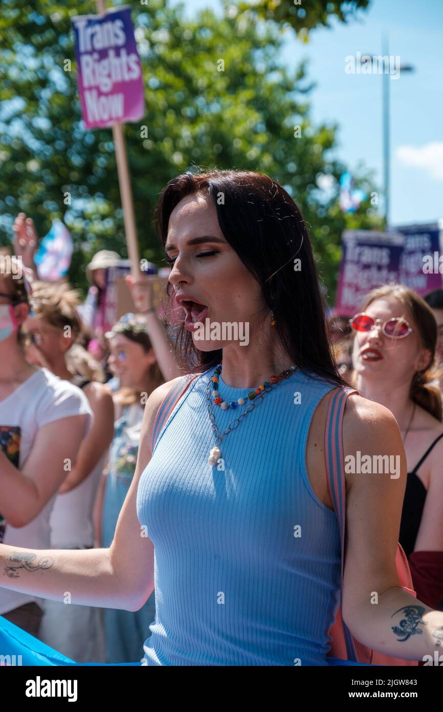 Trans Community und Unterstützungen marschieren jährlich durch London und fordern gleiche Rechte für Trans People im Vereinigten Königreich Stockfoto