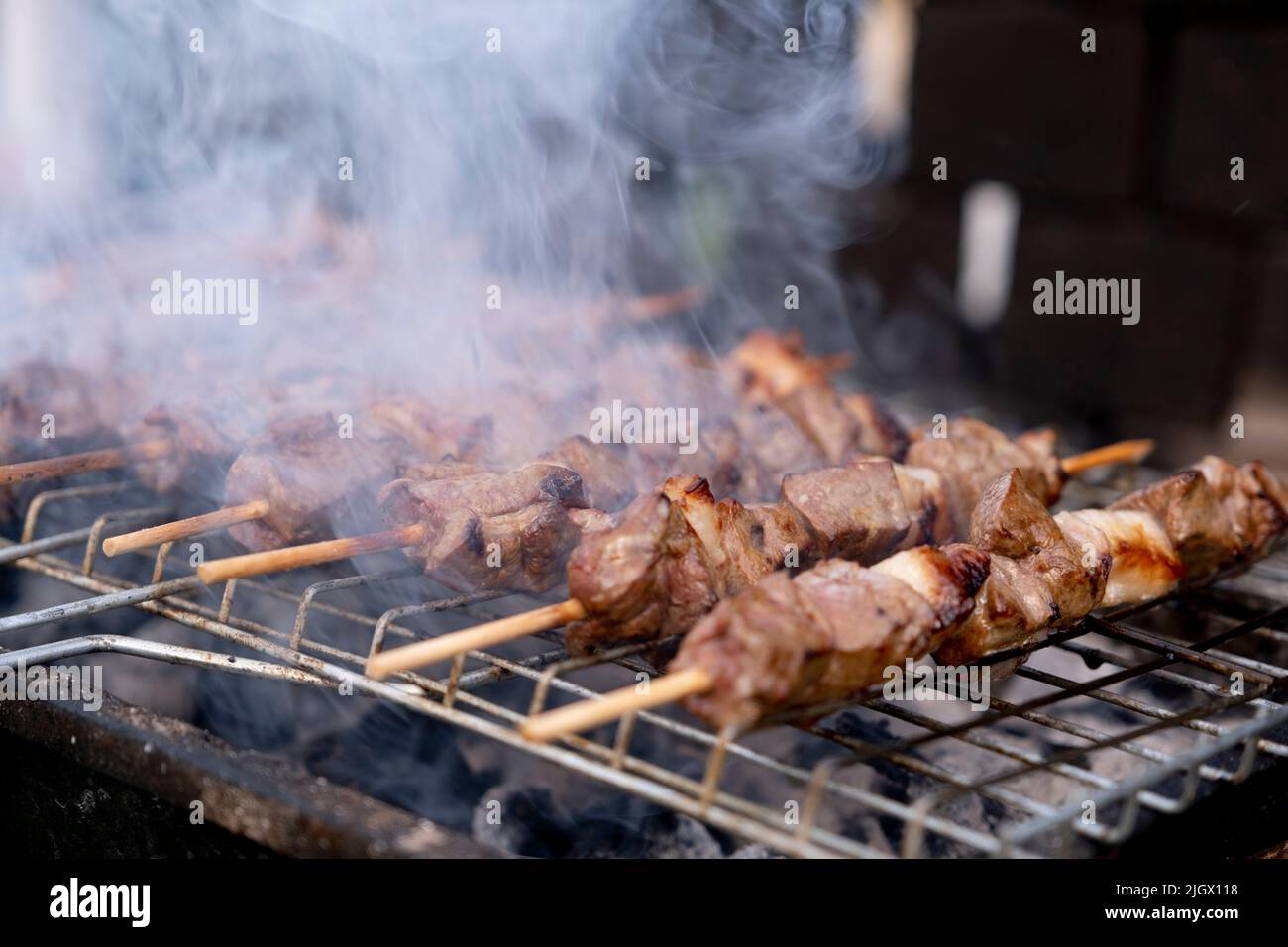 Traditionelles shish -Fotos und -Bildmaterial in hoher Auflösung – Alamy