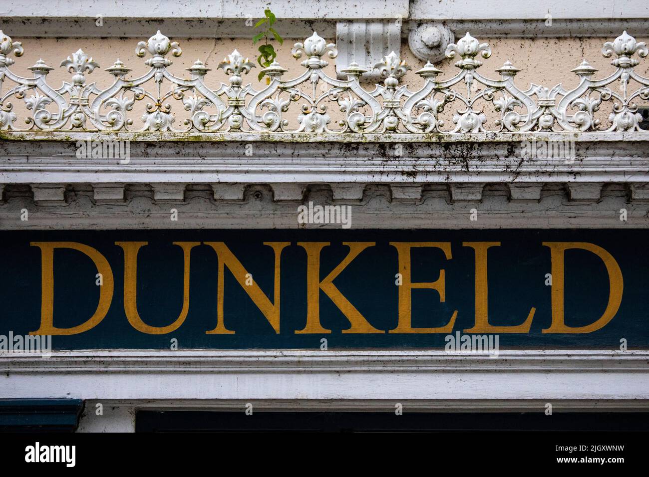 Dunkeld, Schottland - 11. 2021. Oktober: Ein Dunkeld-Schild in der wunderschönen Stadt Dunkeld in Schottland, Großbritannien. Stockfoto