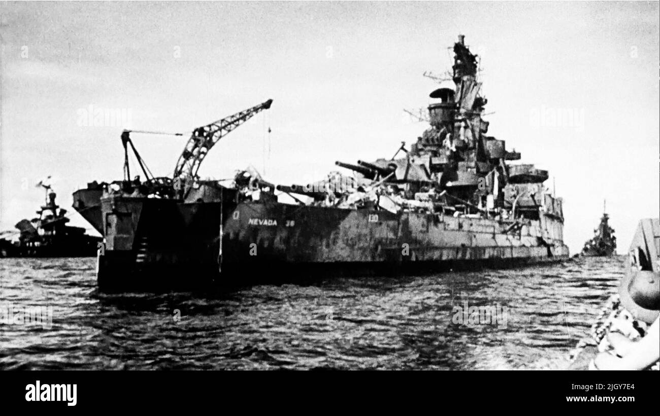 USS Nevada nach der Operation Kreuzungen sichtbar mit umfangreichen Schäden. Stockfoto
