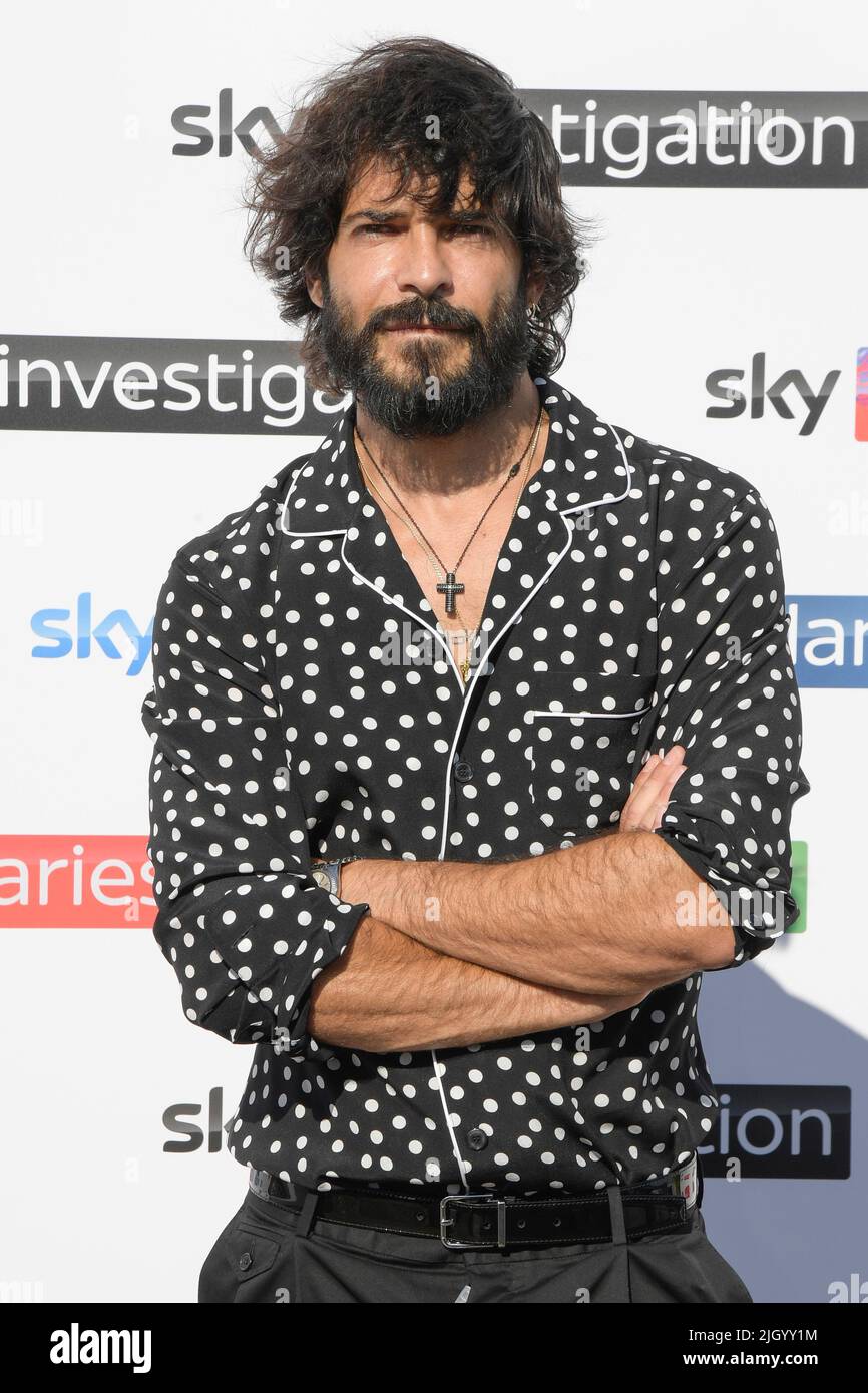 Rom, Italien. 13.. Juli 2022. Marco Bocci nimmt an der Fotoserie der nächsten Saison von Sky tv im Restaurant La Lanterna Teil. Kredit: SOPA Images Limited/Alamy Live Nachrichten Stockfoto