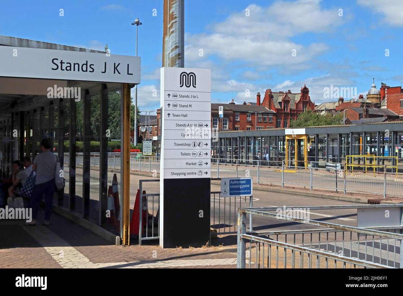 Steht am Leigh Busbahnhof, King Street, Leigh, Greater Manchester, England, GROSSBRITANNIEN, WN7 4LP Stockfoto