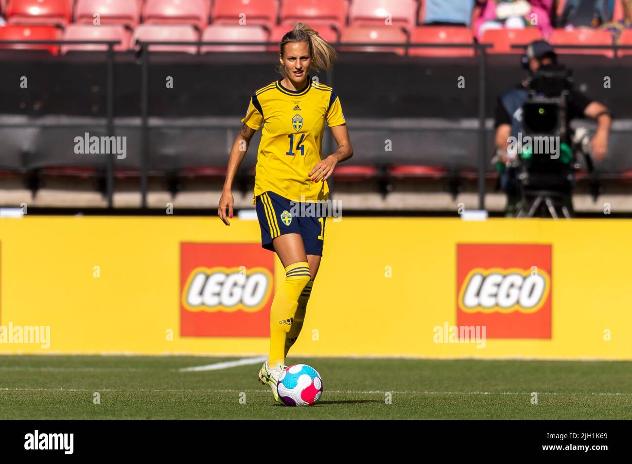Nathalie Bjorn (Schwedische Frauen) während des UEFA Women s Euro England 2022-Spiels zwischen Schweden 2-1 Schweiz im Bramall Lane Stadium am 13 2022. Juli in Sheffield, England. Quelle: Maurizio Borsari/AFLO/Alamy Live News Stockfoto