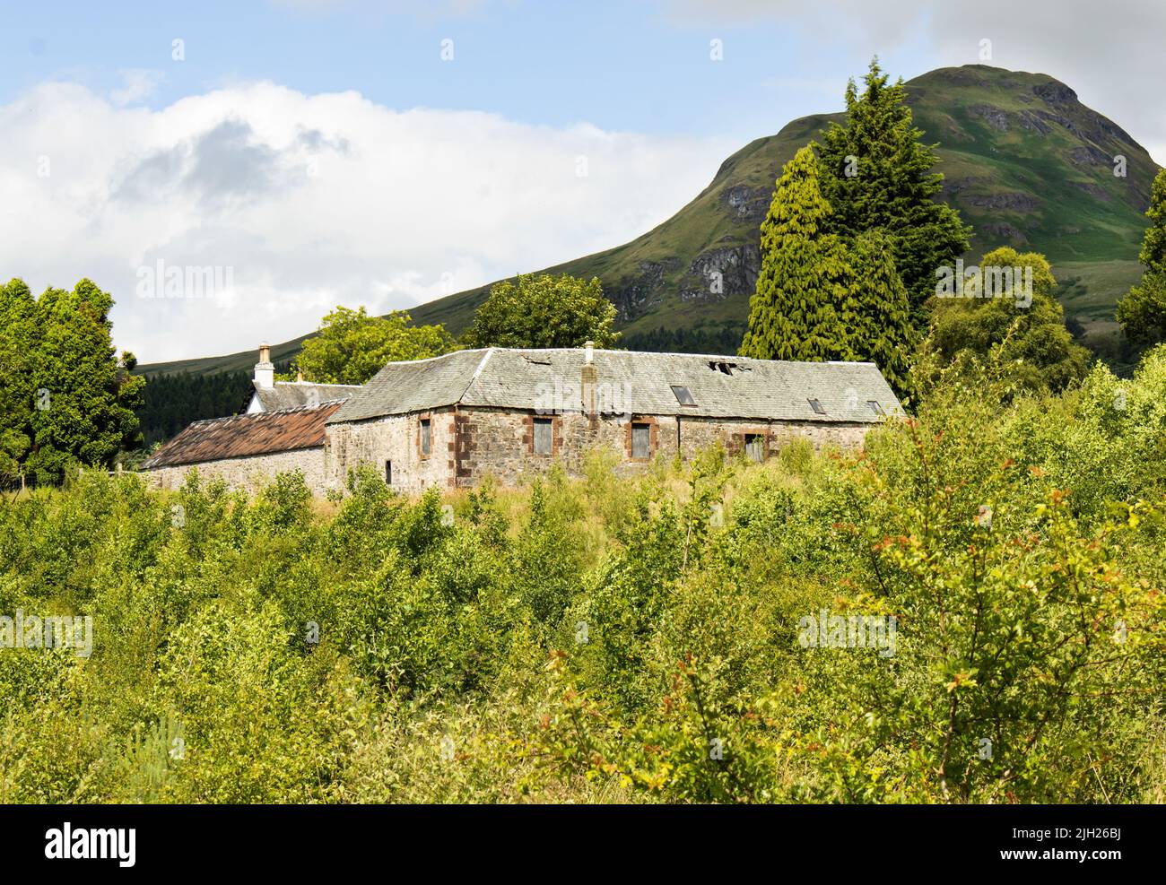 West Highland Way - von Milngavie zum verlassenen Drymen-Gebäude Stockfoto
