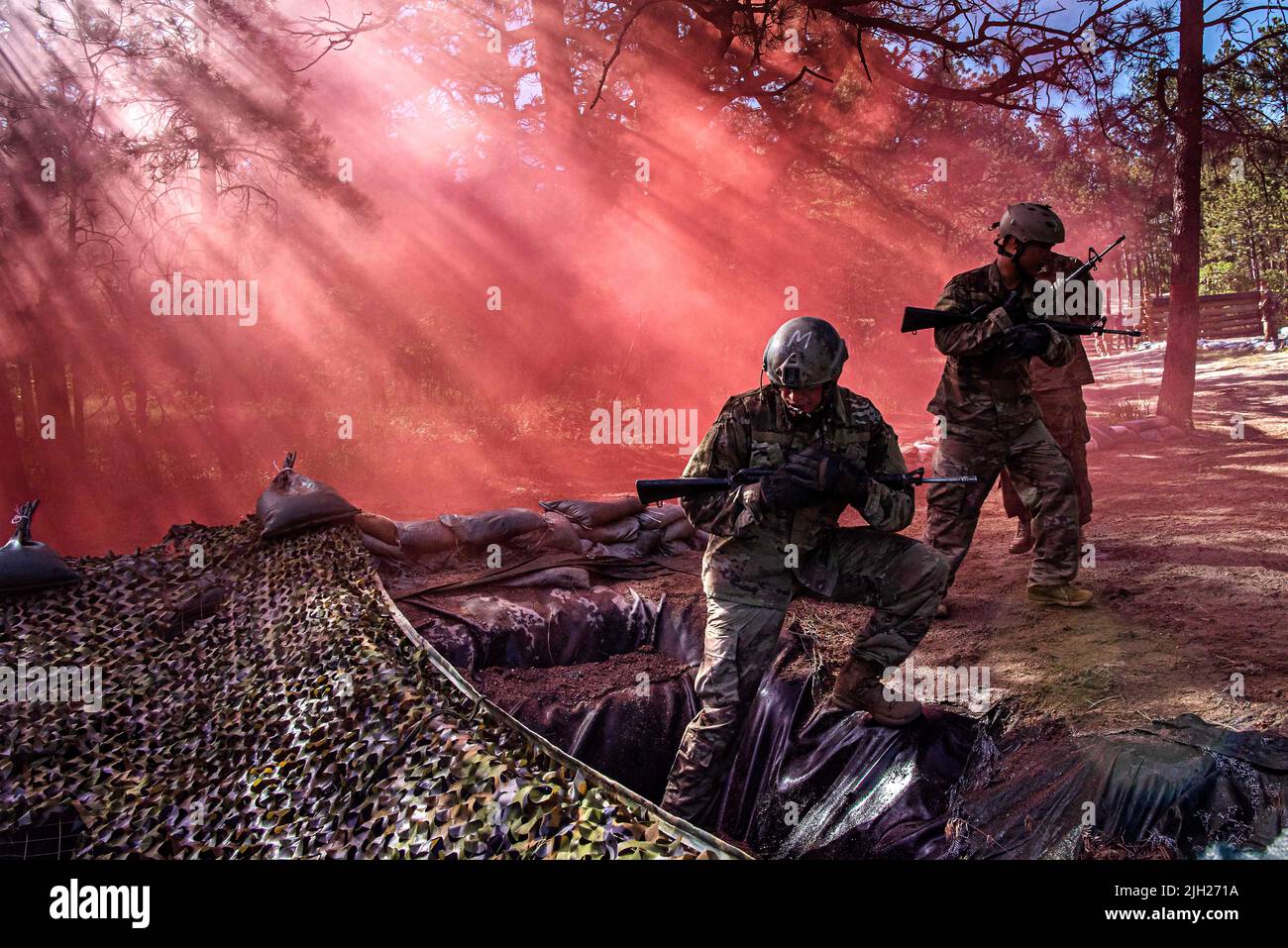 Us Army Drill Sergeant Academy Fotos Und Bildmaterial In Hoher
